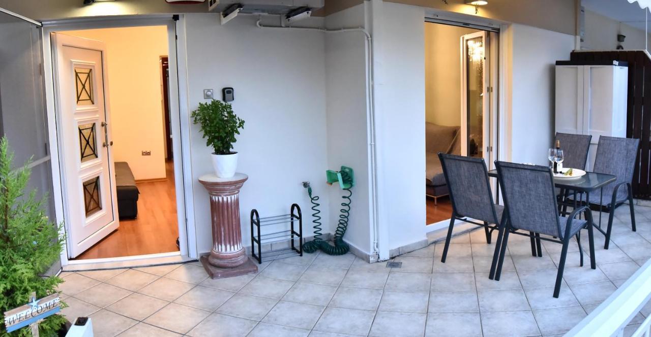 Holiday Blue Apartment PalaiónTsiflíkion Exterior foto